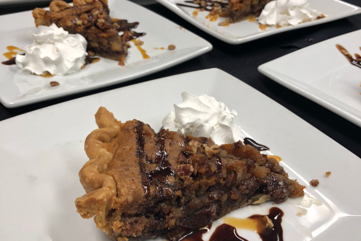 Kaminskys-Chocolate-Chip-Cookie-Pie